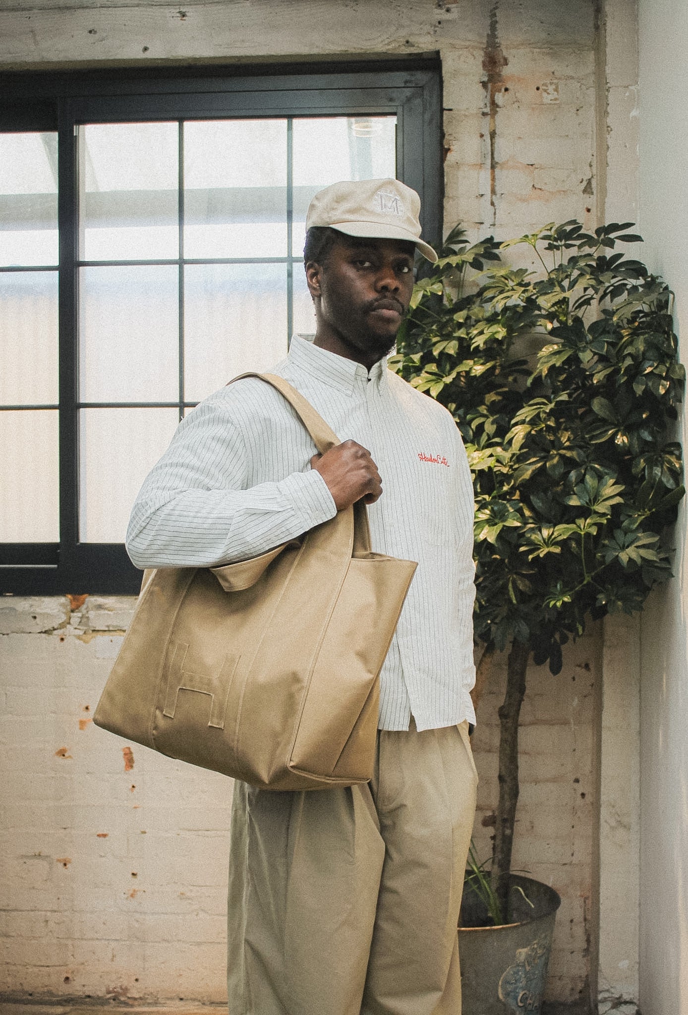 KOMA//MARK Sand Beige - HOLDA Inc